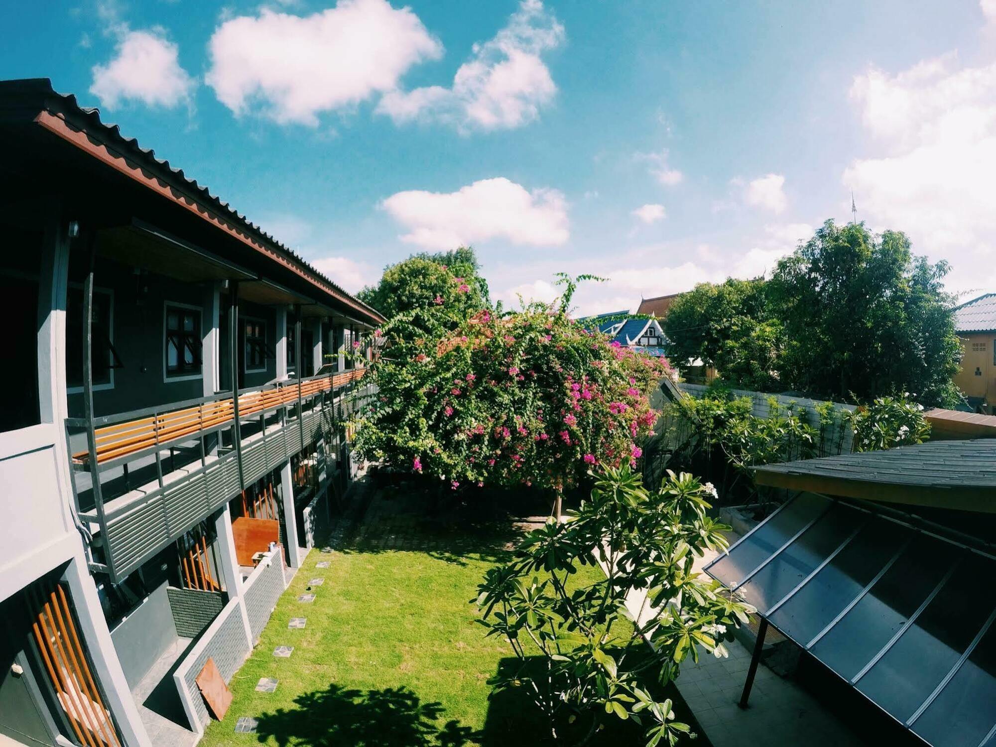 Chiangmai Moli Inn (Adults Only) Čiang Mai Exteriér fotografie